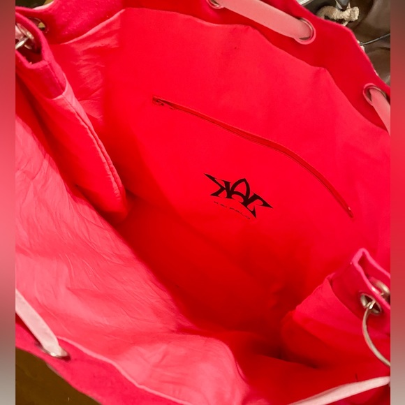 Custom reworked vintage Barbie face oversized tote bag. - Picture 7 of 8